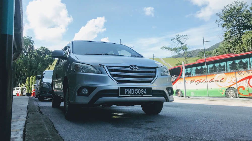 Penang van and car transportation services